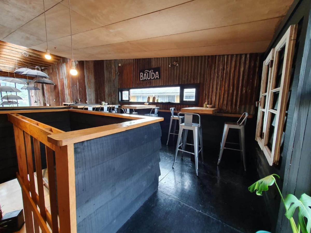 Hotel & Cafe Bauda カストロ エクステリア 写真