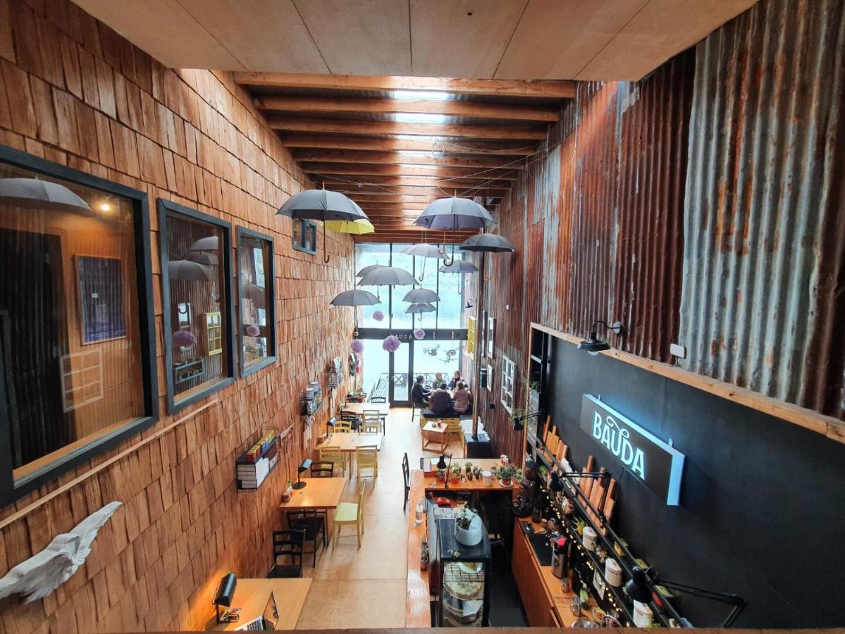 Hotel & Cafe Bauda カストロ エクステリア 写真